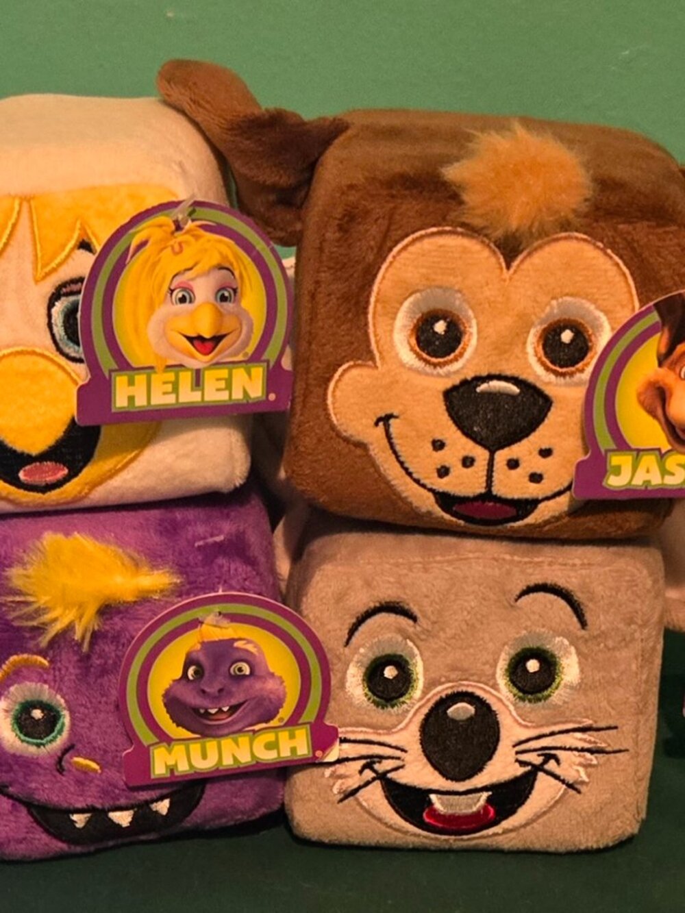 Lot Of 4 Brand New 2023 Chuck E Cheese’s Square Stackable Collectible Plush Set